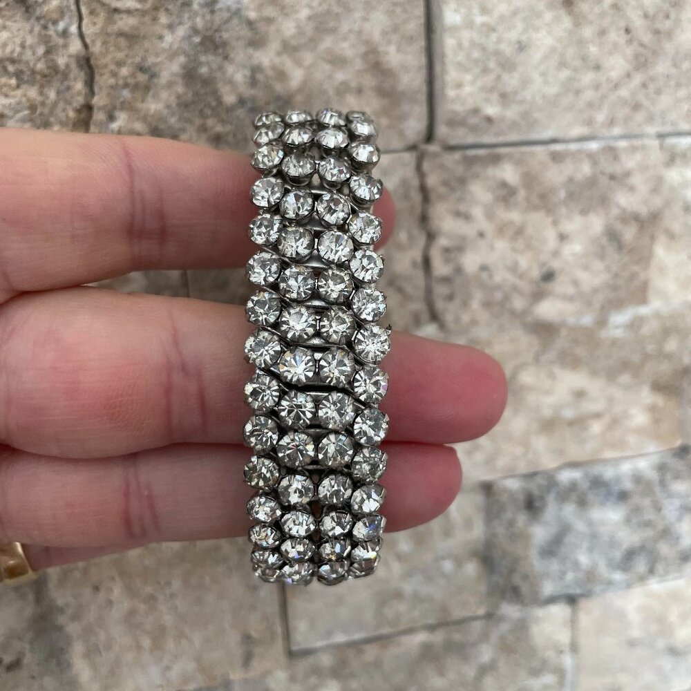 Vintage Rhinestone Extendible Bracelet 1960's